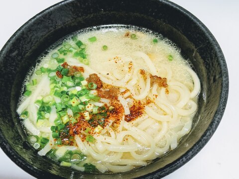 ピリッとしてうまい麺　〜柚子胡椒唐辛子〜